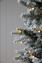 European Fir Snow Pre Lit 6ft Christmas Tree 320 LED