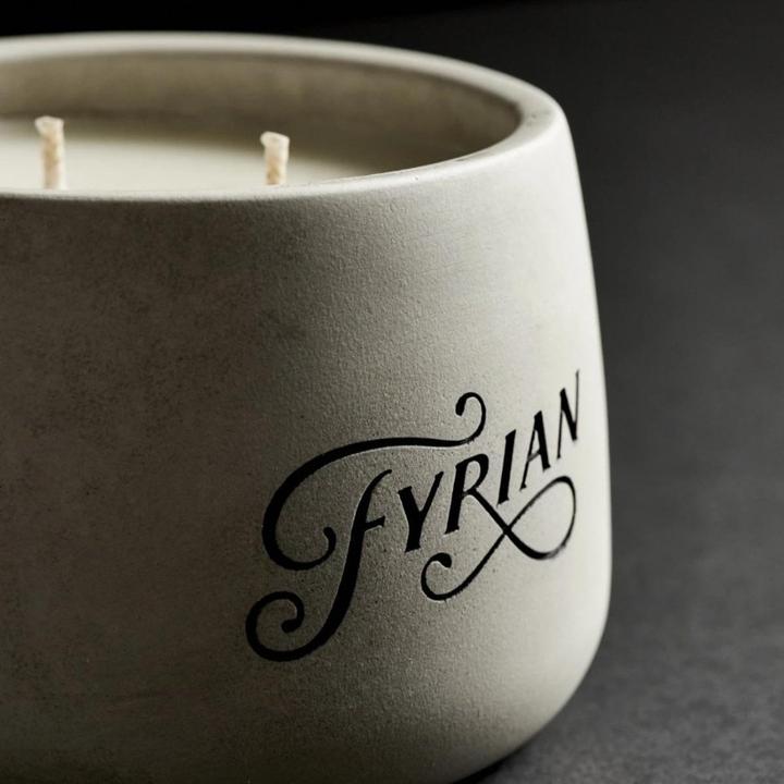 FYRIAN Cerulean Candle