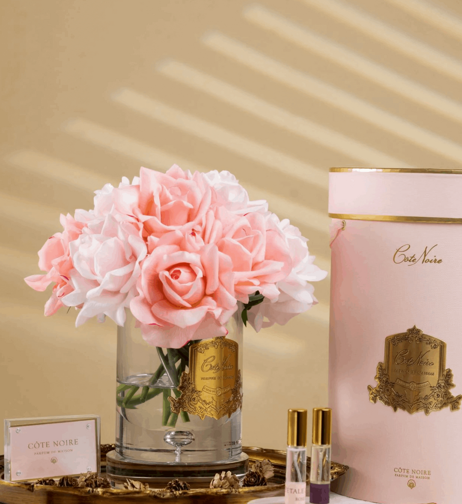 COTE NOIRE Luxury Grand Bouquet - Mixed Pink Roses